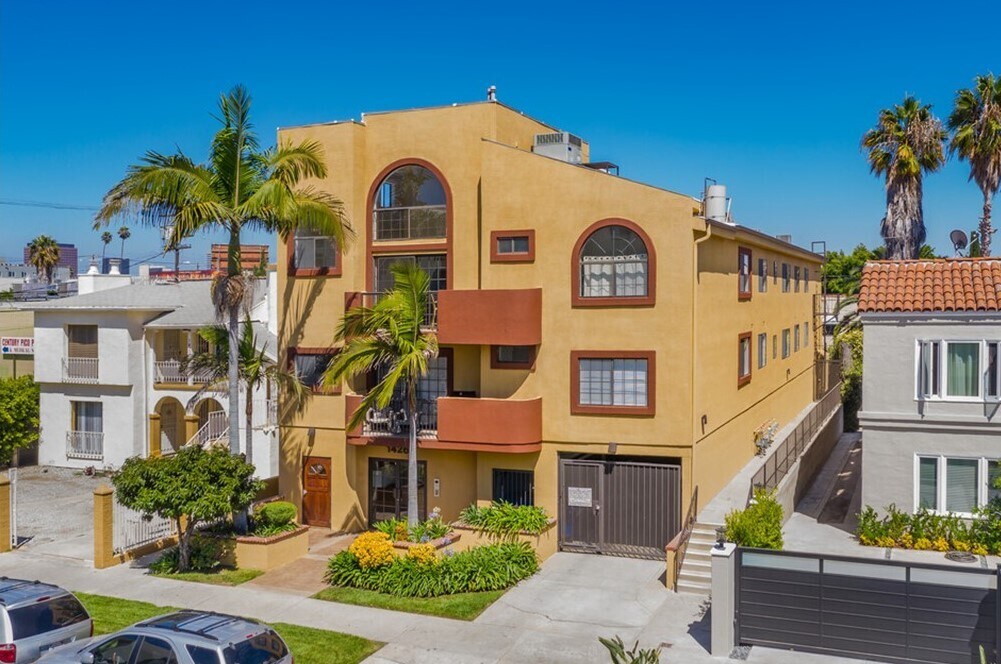 1426 S Wooster St Unit 203, Los Angeles, CA 90035 Apartments at 1426