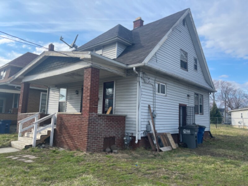 Primary Photo - 258 Walbridge Ave