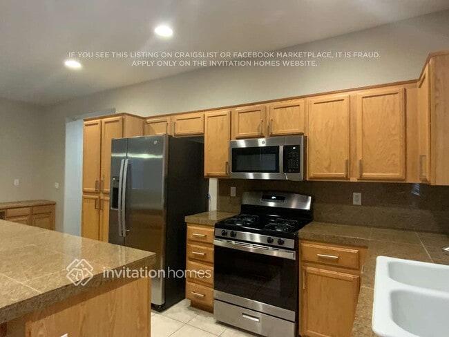 Foto del edificio - 1296 Cornet St