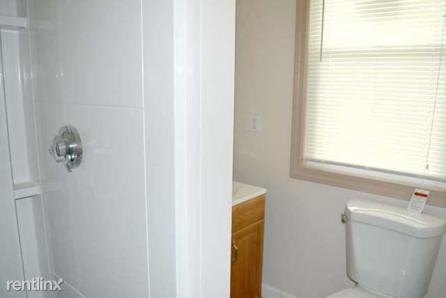 Building Photo - 2 br, 1 bath Condo - 194 Gano St 1 Unit 1
