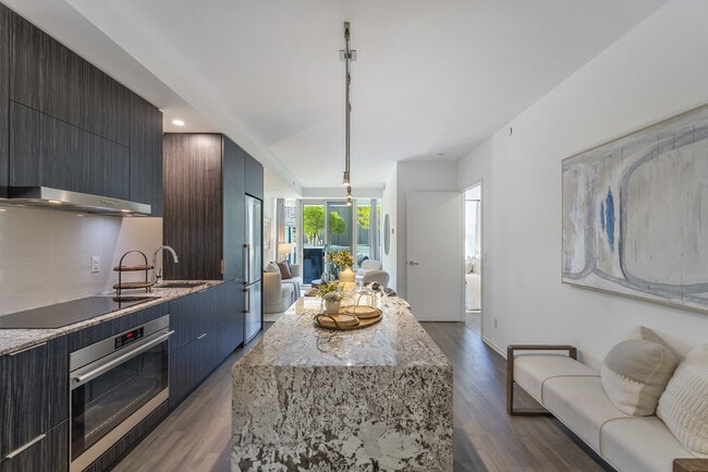 Building Photo - 1 Bloor St E