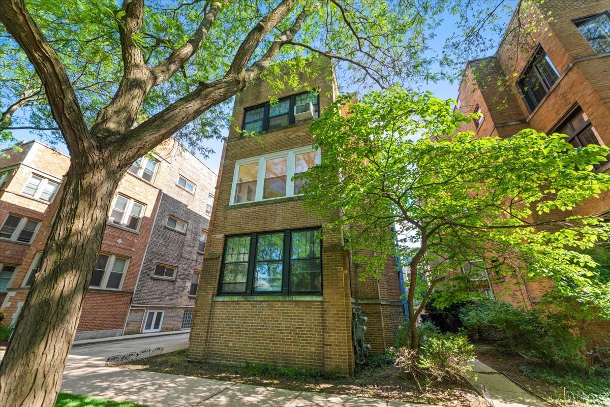 Foto principal - 120 Keeney St