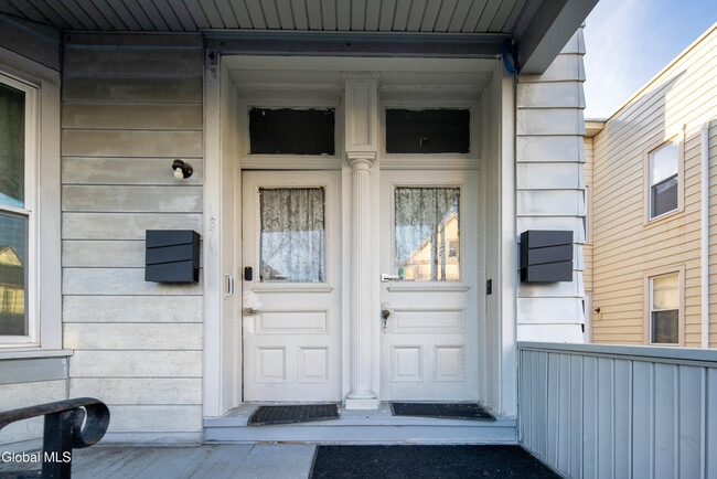 Foto del edificio - 1871 9th Ave