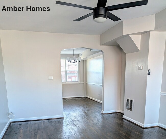 Building Photo - 1505 Becklow Ave