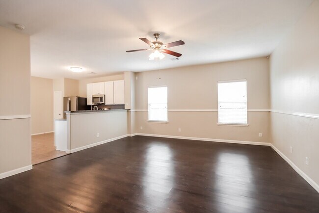Foto del edificio - 7003 Orchid St