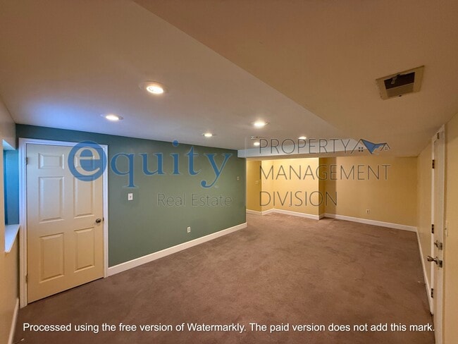 Photo - 2027 Kramer Dr (Sandy, UT) House
