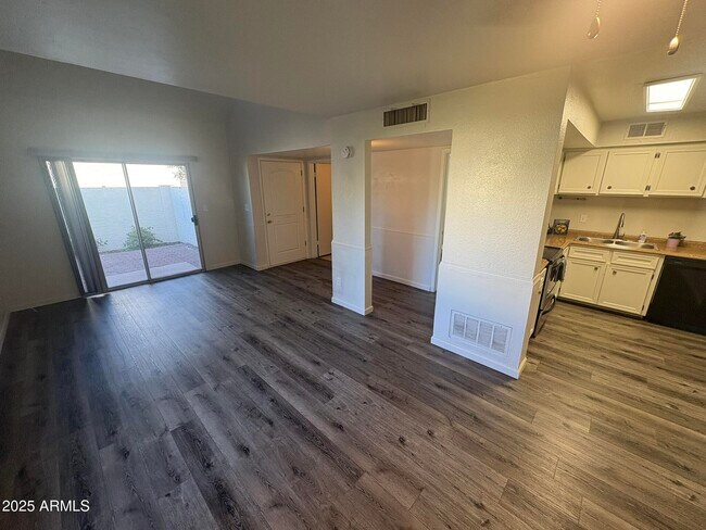 Building Photo - 7839 E Rovey Ave