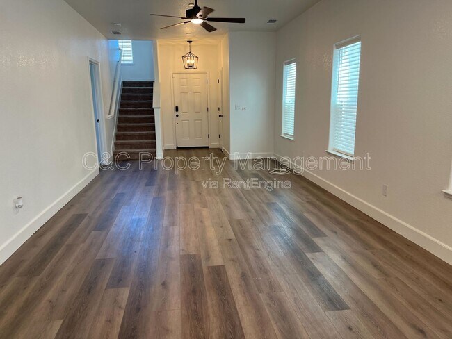 Foto del edificio - 5078 Palisade Ave