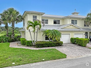 Building Photo - 2548 Creekside Dr