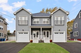 Building Photo - 45 Windsor Rd