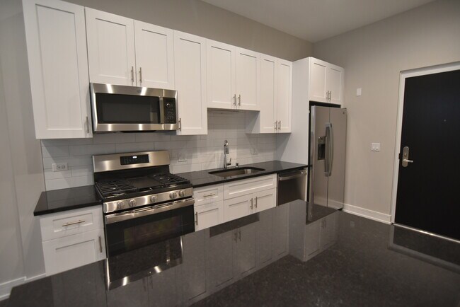 Foto del edificio - 1730 W Greenleaf Ave