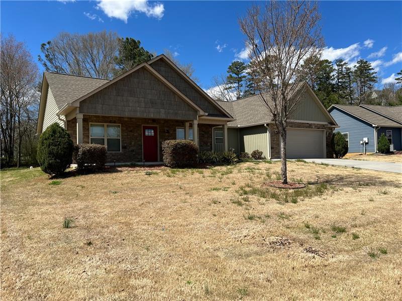 211 Gilmore Cir SW, Calhoun, GA 30701 House for Rent in Calhoun, GA
