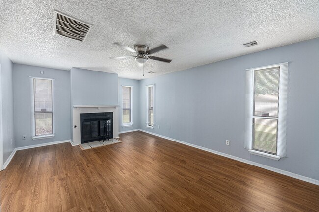 Foto del edificio - 6023 SW Park Ave