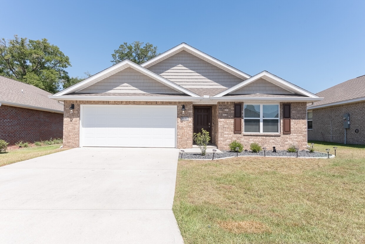Foto principal - 7486 Oak Lake Blvd