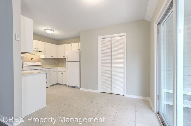 Building Photo - 3 br, 2 bath Condo - 6241 Rolling Fork Roa...