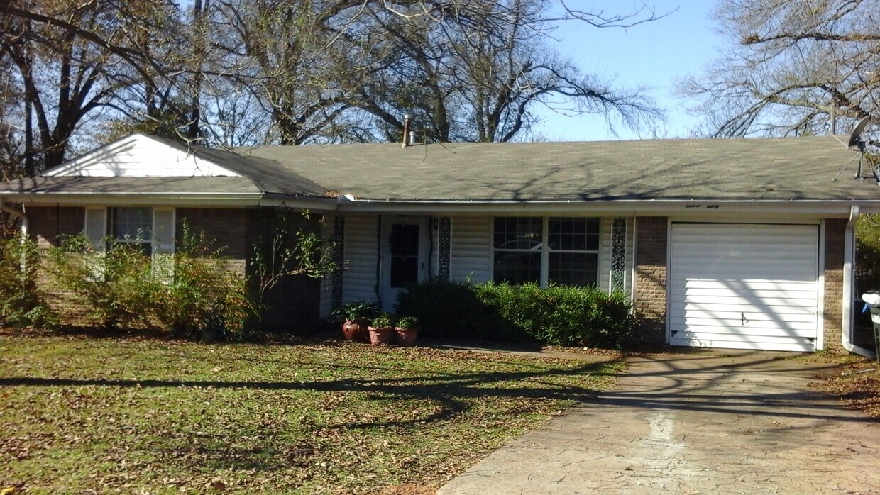 Foto principal - 1160 33rd St SE