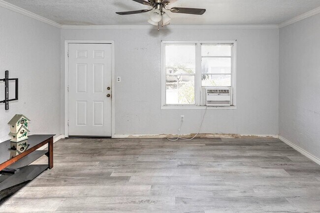 Foto del edificio - 606 N I St