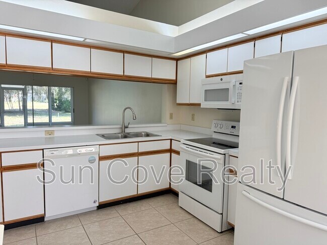 Foto del edificio - 5215 Lochmead Terrace