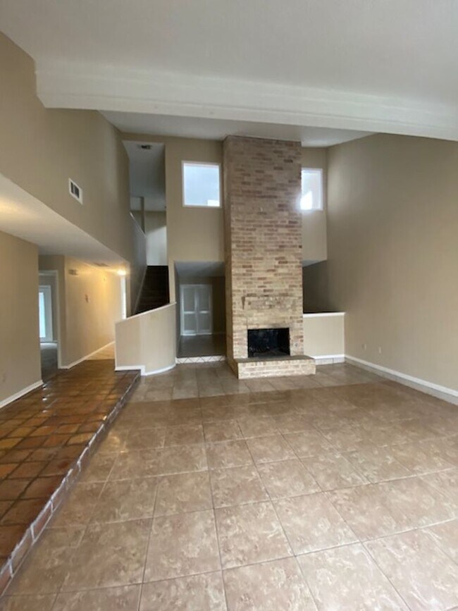 Building Photo - Come and view this open floor plan with much potential. Formal and dining room, granite counters,...