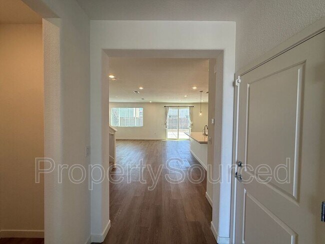 Foto del edificio - 754 Shearwater Rd