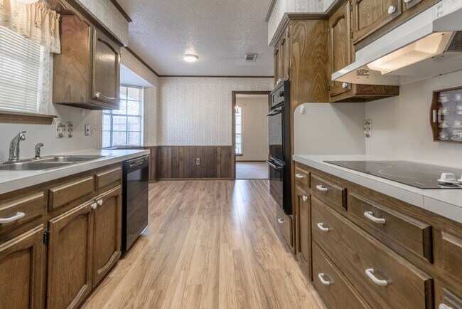 Foto del edificio - 14823 Stoneberg Ave