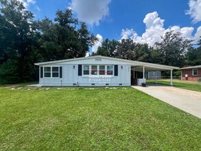 Building Photo - 1815 Hallmark Dr