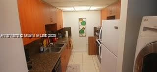 Foto del edificio - 2457 Collins Ave