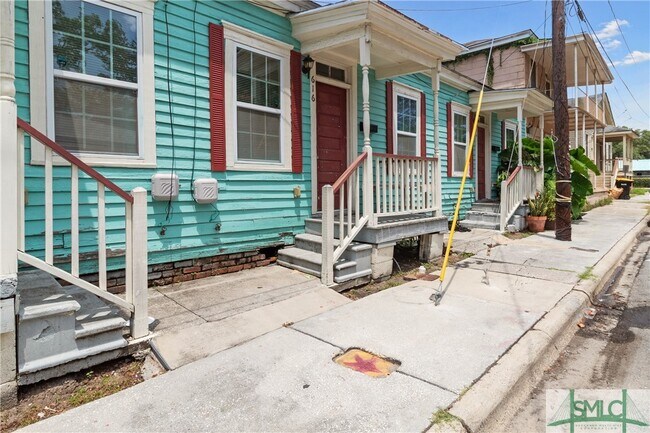 Building Photo - 616 Kline St