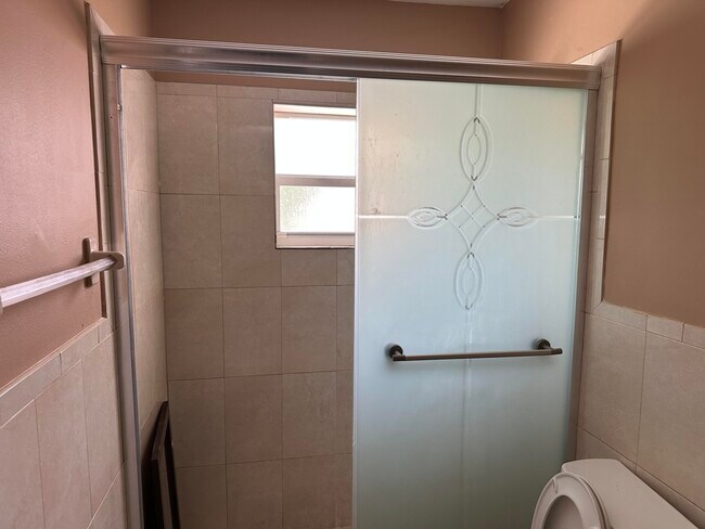 Foto del edificio - 6214 Wauconda Way W