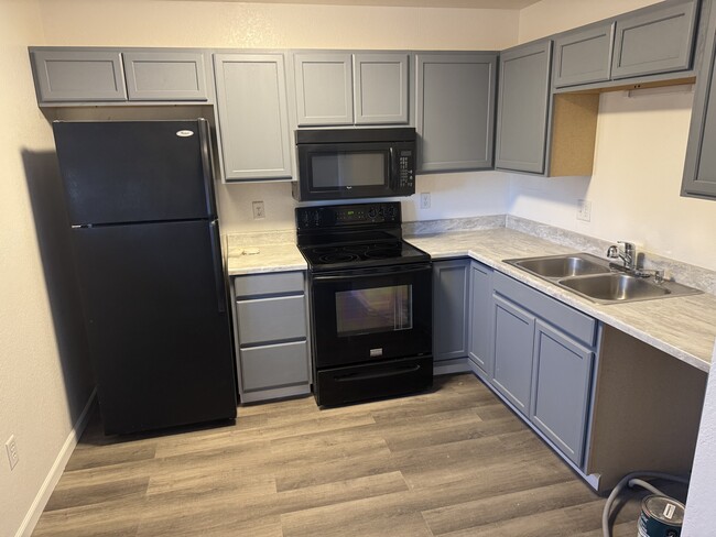 Kitchen - newly remodeled - 1502 E 14th St