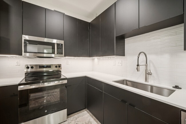 Building Photo - The Beacon Building