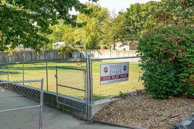 Building Photo - Battlefield Park Apartments