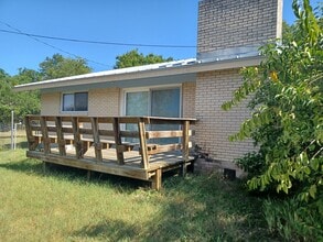 Building Photo - 11158 Circle Dr