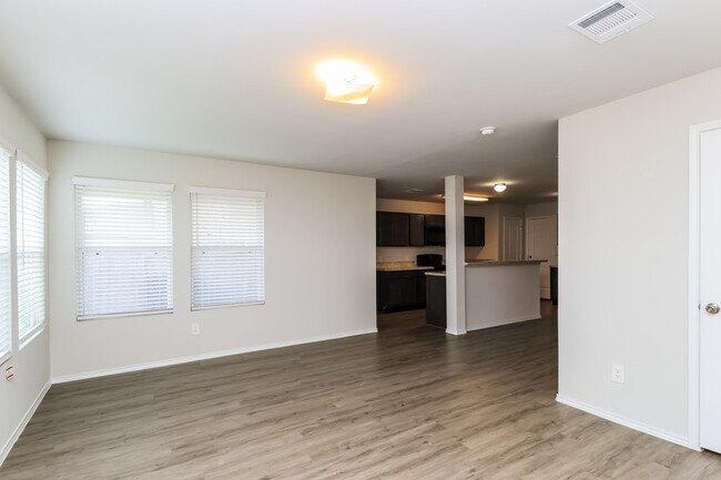 Foto del edificio - 947 Imperial Bend Dr