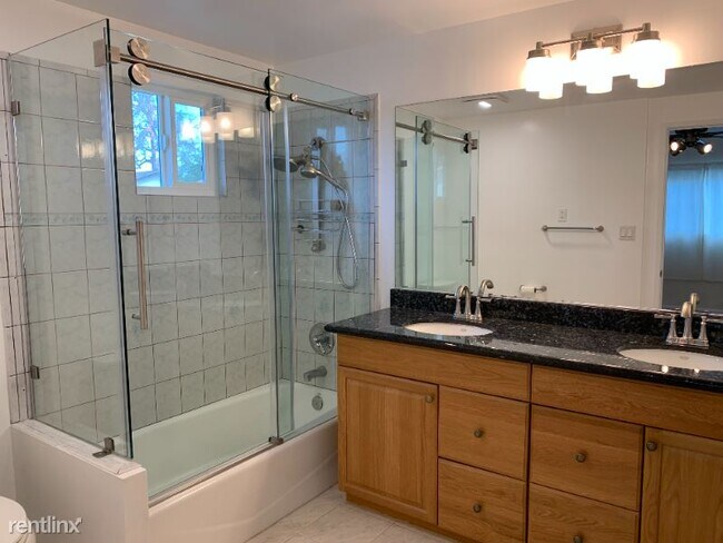 Building Photo - 3 br, 2 bath House - 1811 E Linda Vista St
