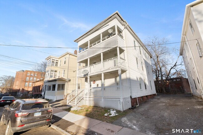 Foto del edificio - 12 Orange St