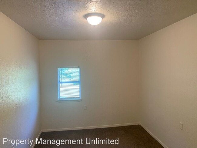 Building Photo - 4 br, 2 bath House - 312 West Ave