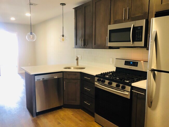 Foto del edificio - 347 7th St