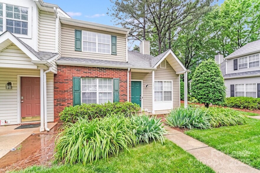 Foto principal - 5670 Prescott Ct