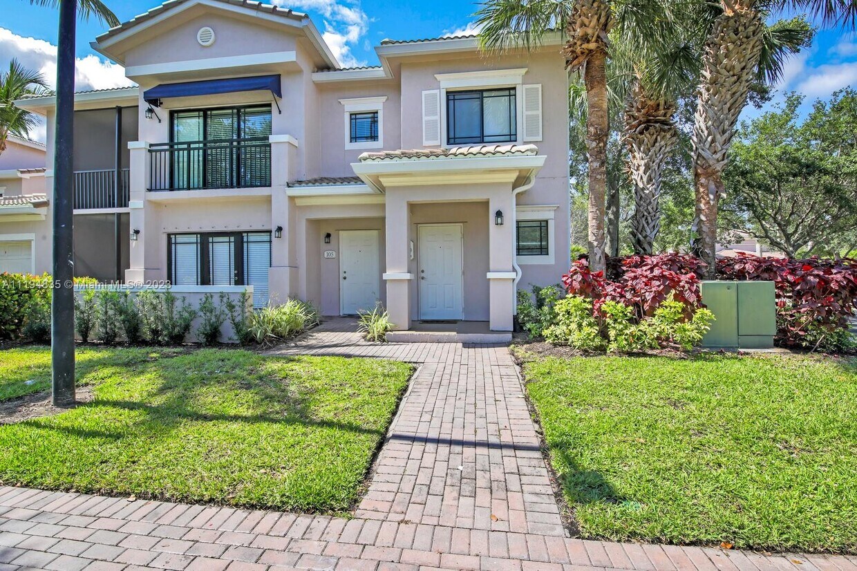 Foto principal - 2801 Sarento Pl