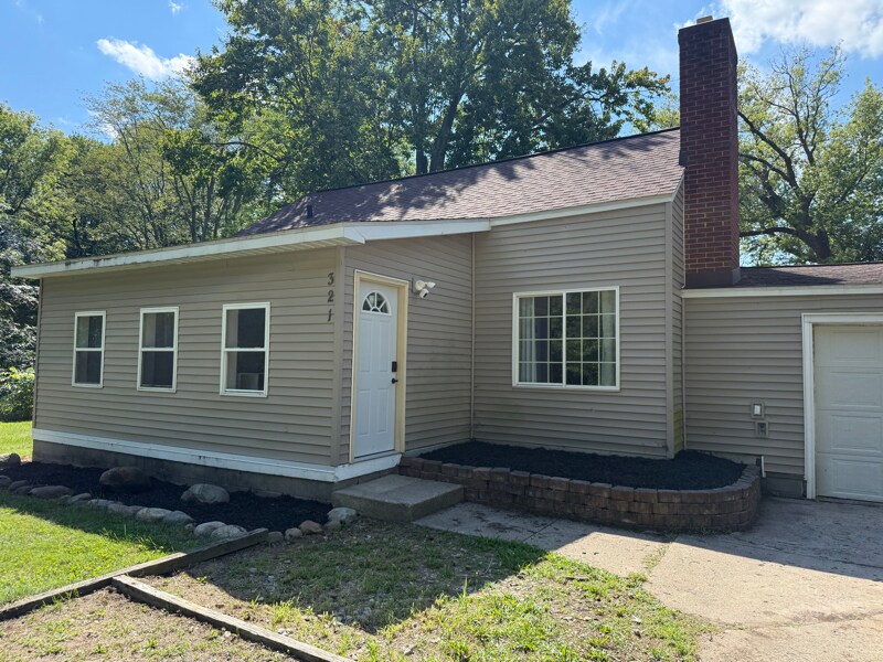 Foto principal - 321 Willow St