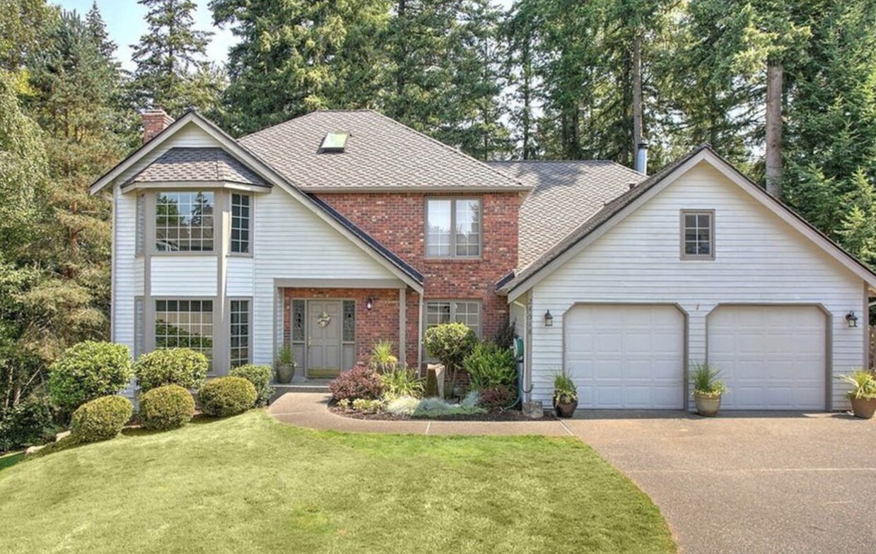 24518 SE 42nd Pl Unit B, Issaquah, WA 98029 Room for Rent in Issaquah