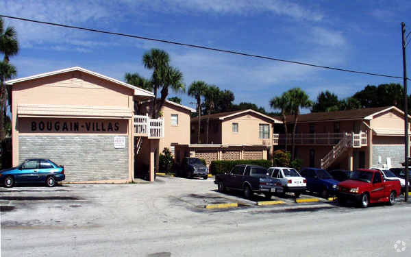 Primary Photo - Southern Kross Apartments