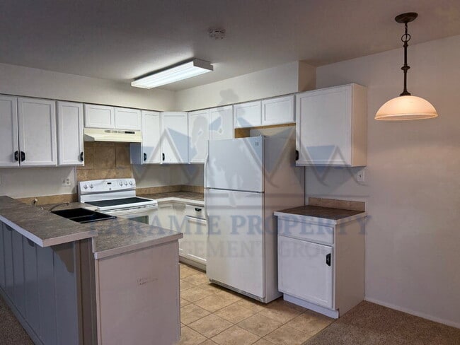 Foto del edificio - 1080 N 18th St