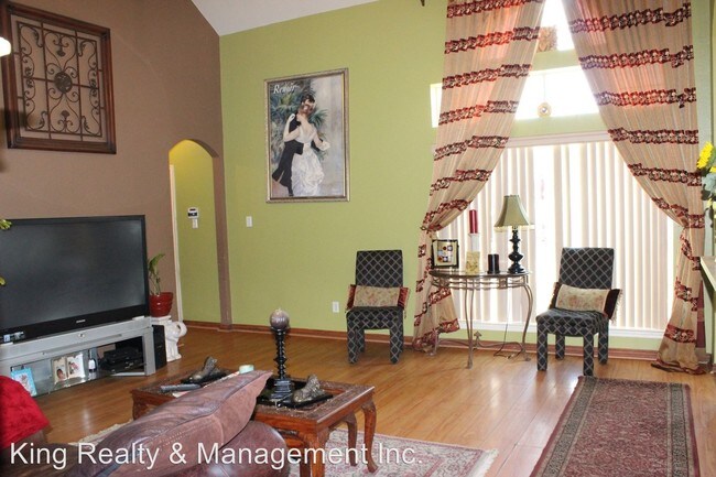 Foto del edificio - 1003 Redbud Dr