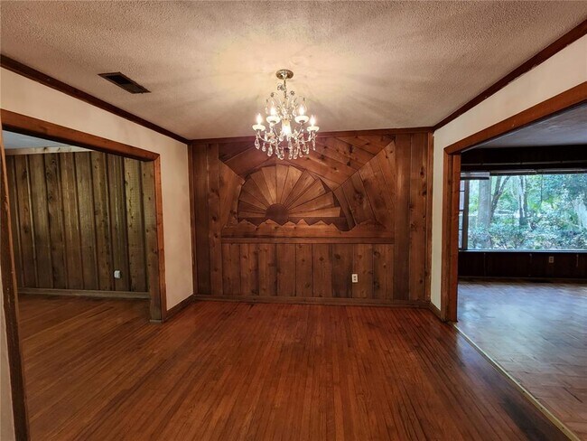 Foto del edificio - 4421 Newberry Rd