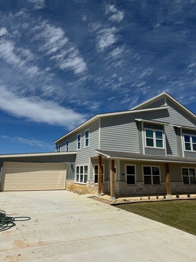 Building Photo - 3/2/2 - Peaster ISD - NO WATER BILL