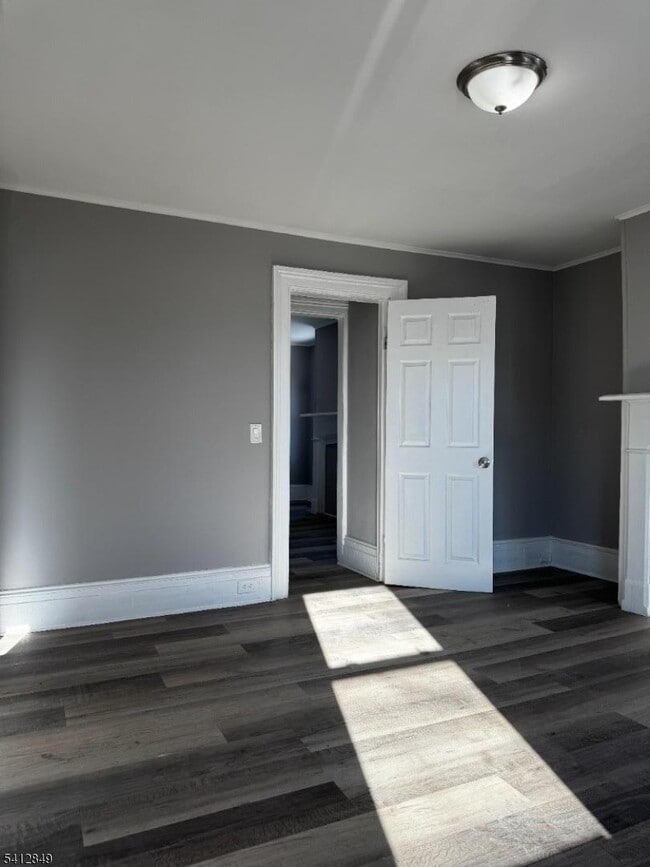 Building Photo - 15 W Emerson Ave