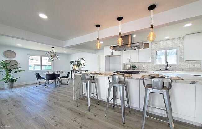 Foto del edificio - 3 br, 2 bath House - 705 Jay Circle