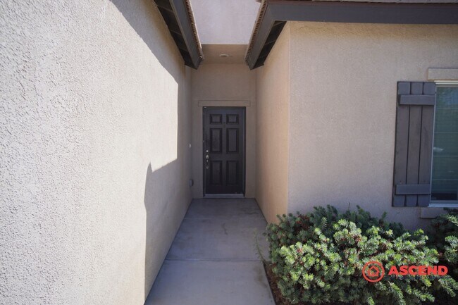 Building Photo - Cute Home in Southwest Bakersfield!